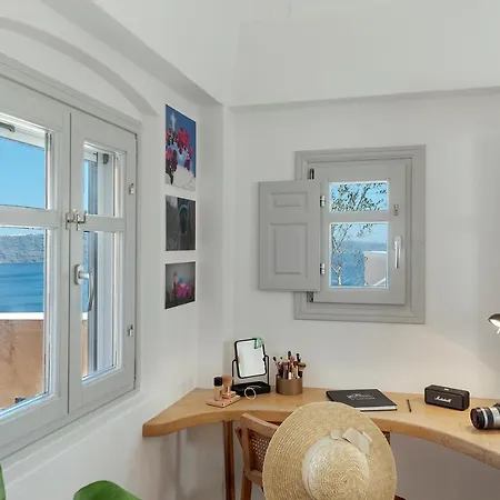 Oasis With Caldera View Holiday home Oia (Santorini)