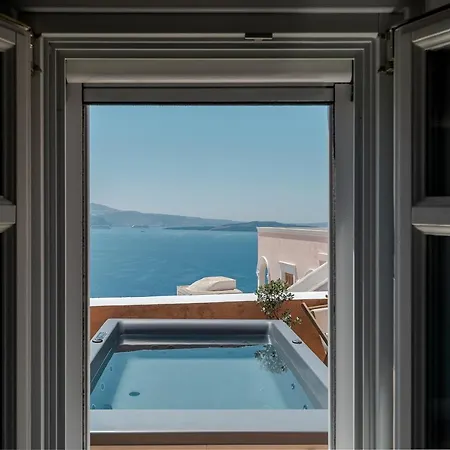 Oasis With Caldera View Oia (Santorini)