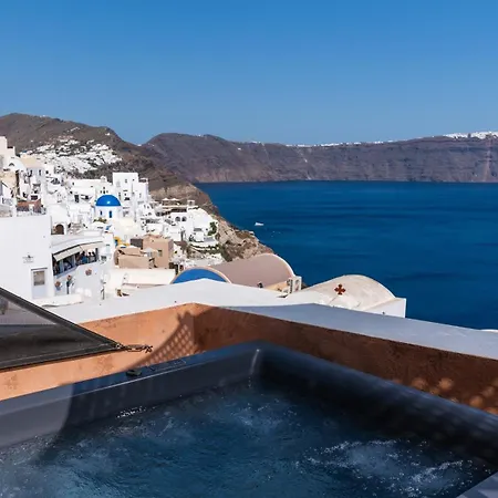 Oasis With Caldera View Oia