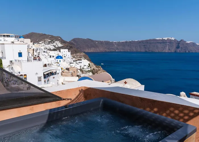 Oasis With Caldera View Oia (Santorini)
